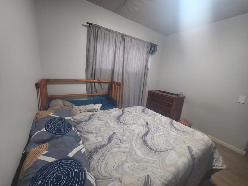 1 Bedroom Property for Sale in Pinelands Western Cape